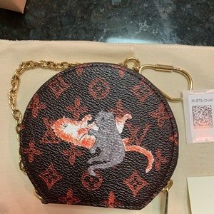 Louis Vuitton Grace Coddington Catogram